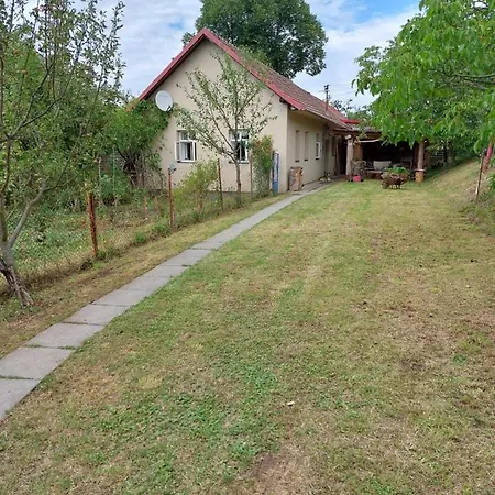 Hébergement de vacances Chalupa Na Samote U Lesa *