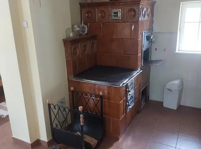 Chalupa Na Samote U Lesa