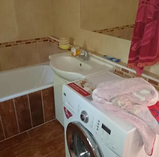 Chalupa Na Samote U Lesa Provodov (Zlin)